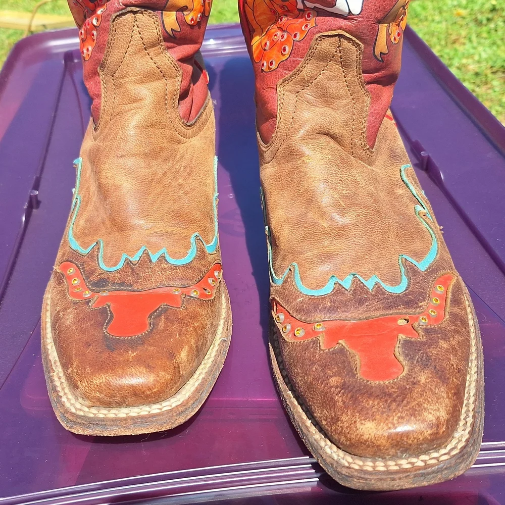 Ariat Quincy Bronco Boots Billie Red 7.5 Painted Cowgirl Western Cowboy Rare - Picture 13 of 15